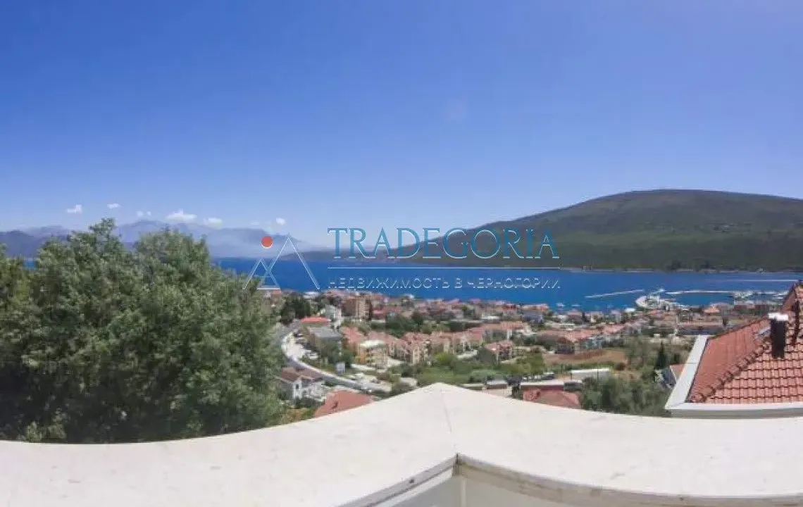 Sale, three bedroom apartment, 225m², Đenovići, Herceg Novi