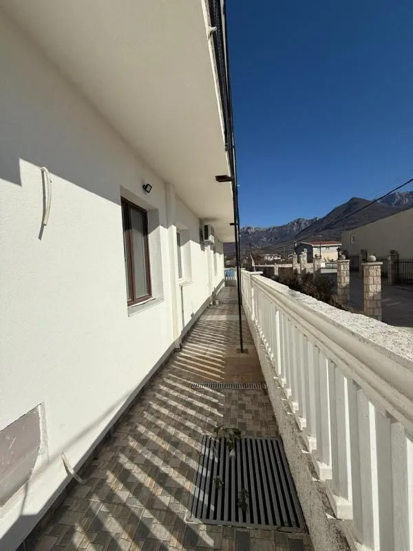 Prodaja, dvosoban stan, 88m², Šušanj, Bar