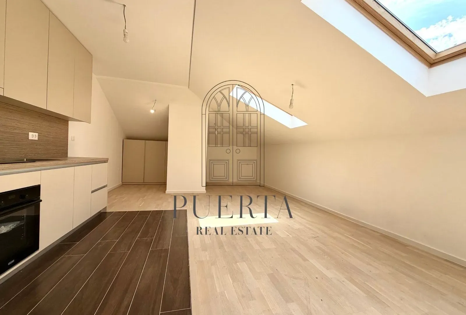 Prodaja, garsonjera, 45m², Tološi, Podgorica