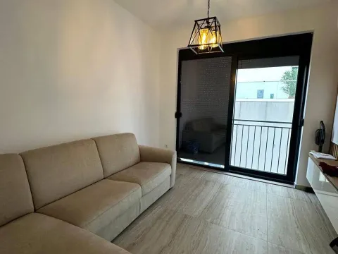 Sale, two bedroom apartment, 61m², Bečići, Budva - image 3