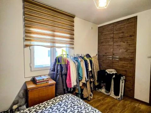 Sale, house, 216m², Blok 6, Podgorica - image 10