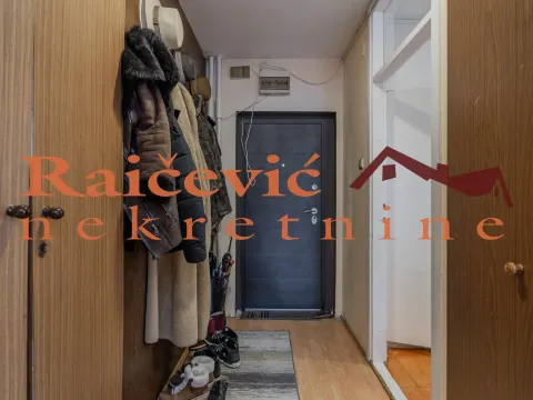 Prodaja, trosoban stan, 76m², Stari Grad, Beograd - image 4