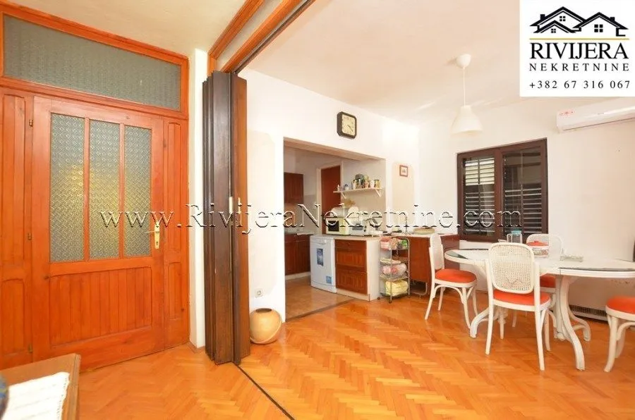 Prodaja, kuća, 200m², Centar, Herceg Novi