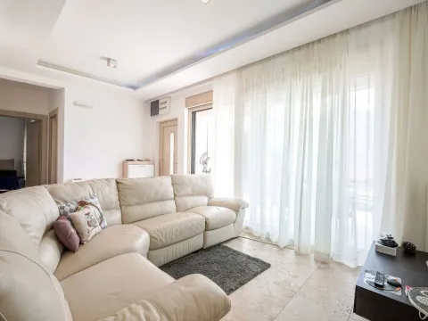 Prodaja, dvosoban stan, 67m², Kostanjica, Kotor - image 3