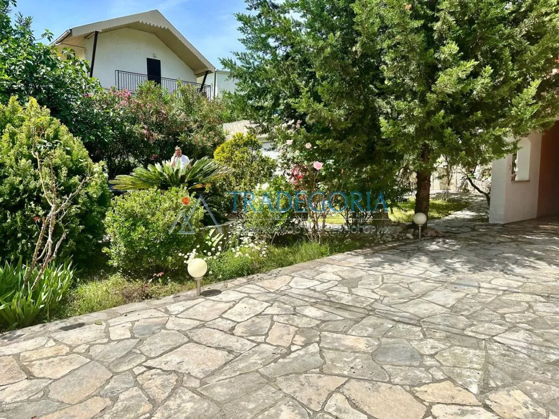 Prodaja, kuća, 245m², Utjeha, Ulcinj