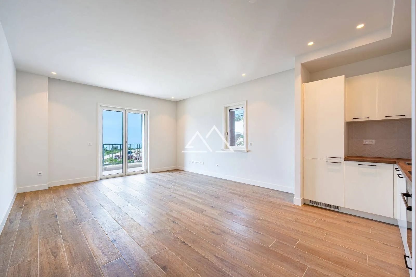 Prodaja, dvosoban stan, 94m², Luštica Bay, Tivat