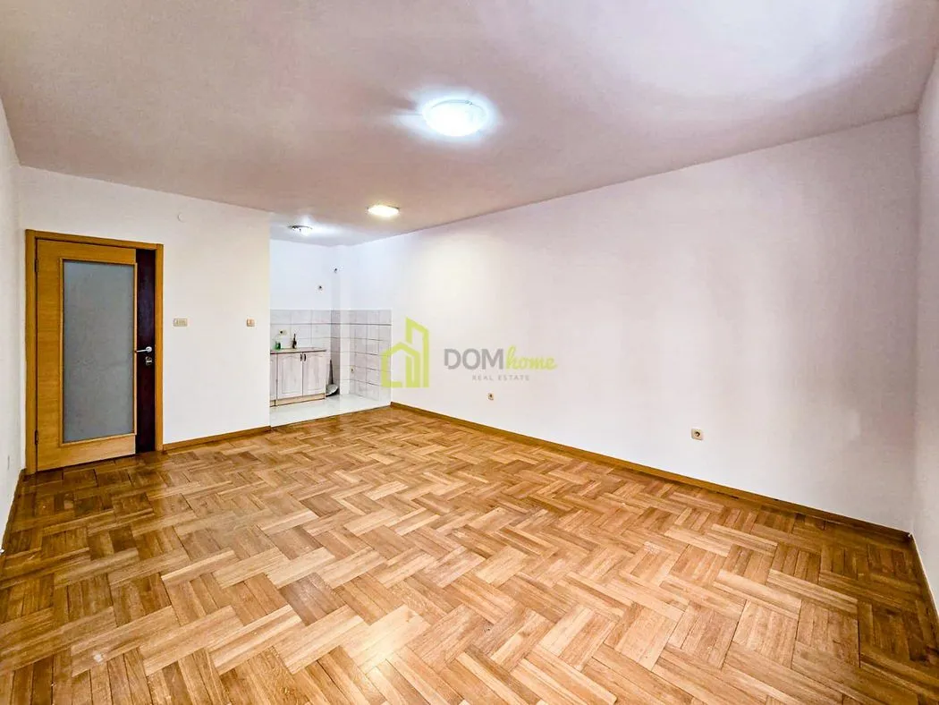 Prodaja, jednosoban stan, 50m², Pobrežje, Podgorica