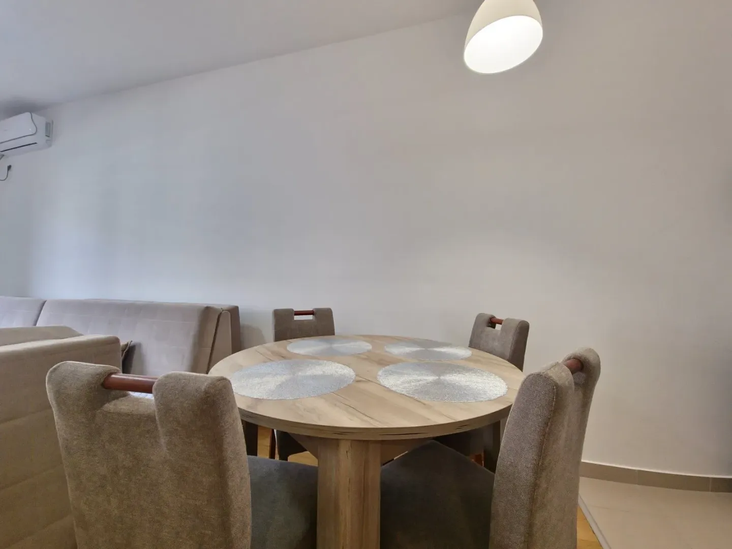 Rent, one bedroom apartment, 45m², Budva, Crna Gora