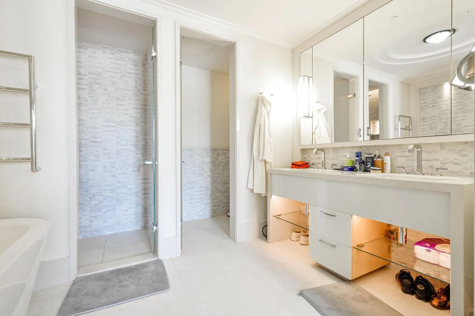 Prodaja, jednosoban stan, 69m², Tivat, Crna Gora