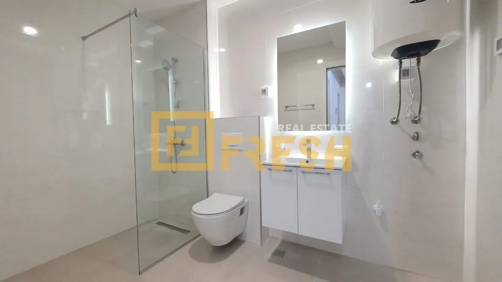 Prodaja, trosoban stan, 104m², Stari Aerodrom, Podgorica