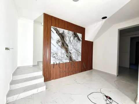 Rent, office space, 100m², Nova Dalmatinska, Podgorica - image 8