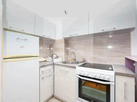 Rent, studio apartment, 34m², Stari Aerodrom, Podgorica - image 6