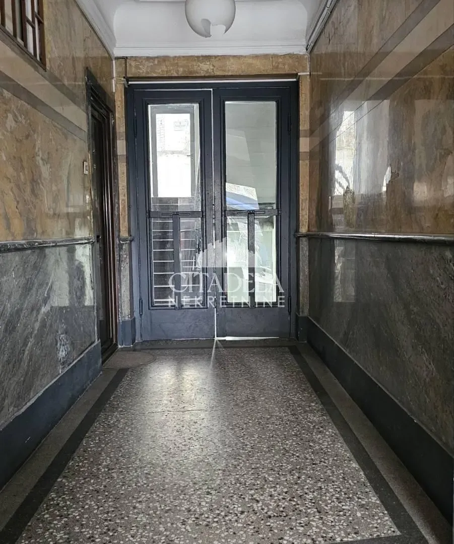 Sale, two bedroom apartment, 18m², Skadarlija, Beograd