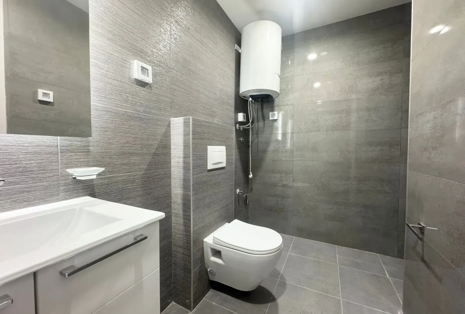 Prodaja, jednosoban stan, 46m², Stari Aerodrom, Podgorica