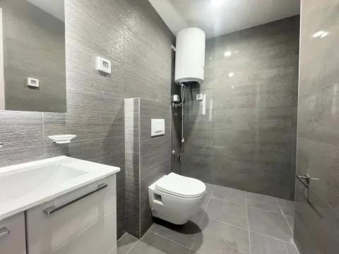 Prodaja, jednosoban stan, 46m², Stari Aerodrom, Podgorica - image 8