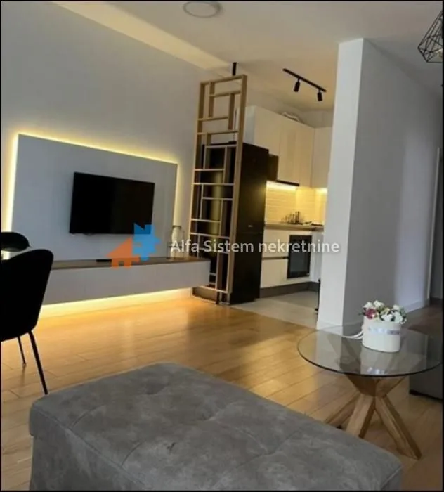 Izdavanje, trosoban stan, 65m², Bulbulder, Zvezdara Sve Podlokacije