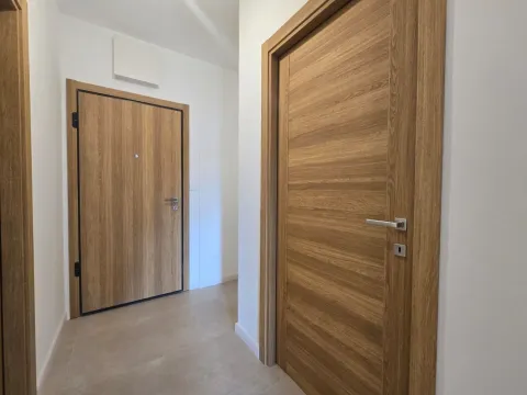 Rent, one bedroom apartment, 47m², City Kvart, Podgorica - image 13