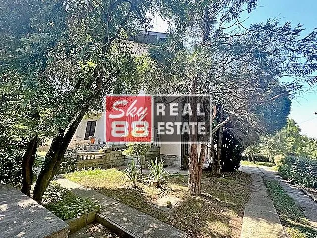 Sale, house, 145m², Savski Venac, Beograd