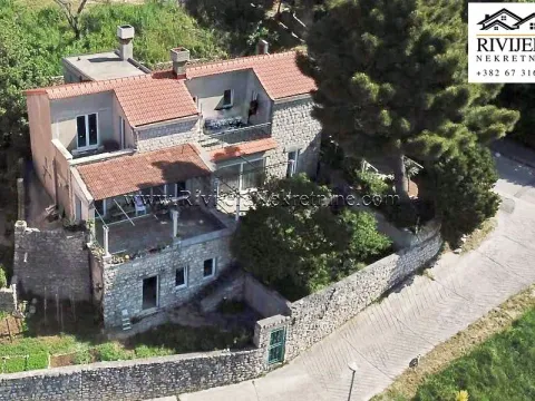 Sale, house, 123m², Herceg Novi, Crna Gora