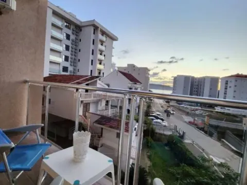 Sale, one bedroom apartment, 42m², Bečići, Budva - image 9