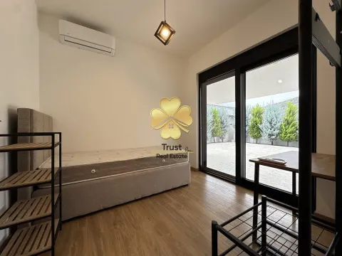 Rent, house, 190m², Tološi, Podgorica - image 14