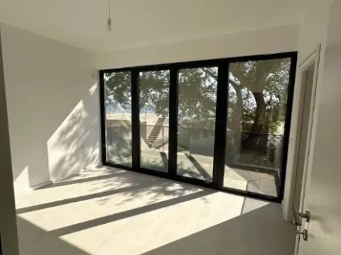 Prodaja, kuća, 150m², Bar, Crna Gora - image 3