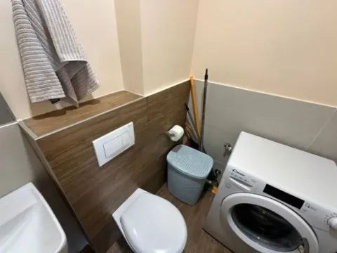 Izdavanje, dvosoban stan, 76m², Dalmatinska ulica, Podgorica - image 8