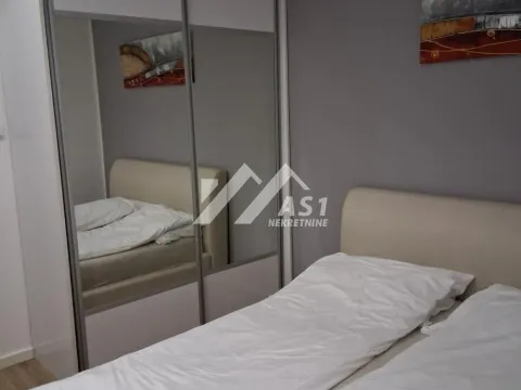 Izdavanje, trosoban stan, 58m², Bulevar Oslobodjenja, Novi Sad Sve Podlokacije - image 5