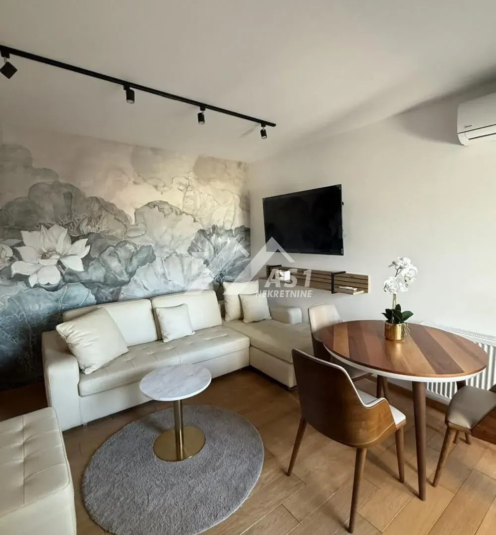 Izdavanje, jednosoban stan, 27m², Grbavica, Novi Sad Sve Podlokacije