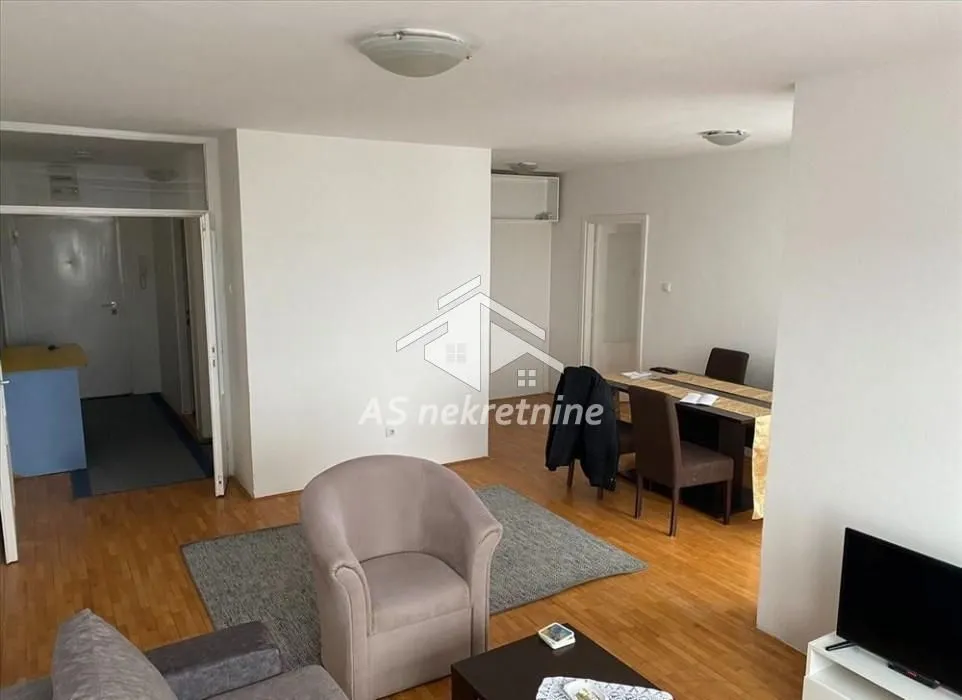 Rent, apartment, 79m², Voždovac Sve Podlokacije, Beograd