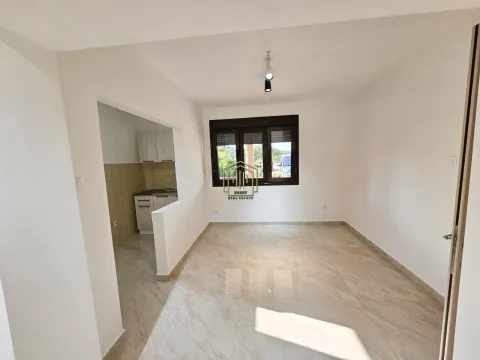 Izdavanje, poslovni prostor, 90m², Masline, Podgorica - image 6