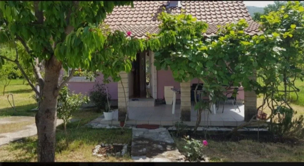 Prodaja, kuća, 76m², Kuti, Herceg Novi