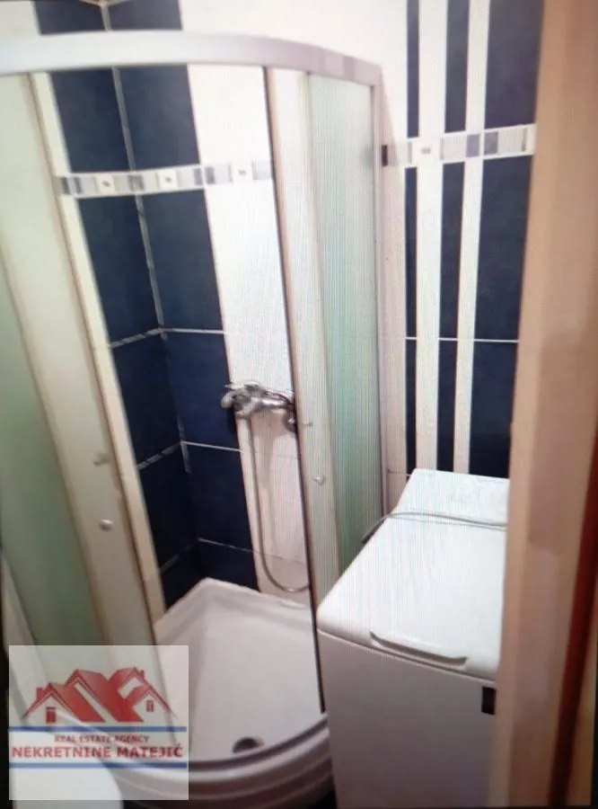 Prodaja, jednosoban stan, 38m², Erdoglija, Kragujevac