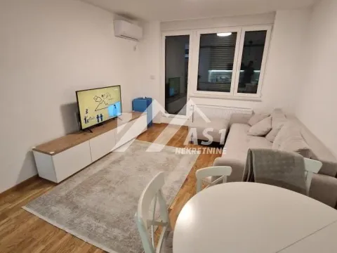 Izdavanje, dvosoban stan, 44m², Sajam, Novi Sad Sve Podlokacije - image 2