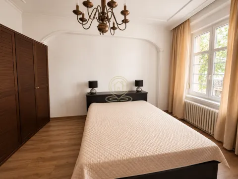 Izdavanje, trosoban stan, 65m², Stari Grad, Beograd - image 4