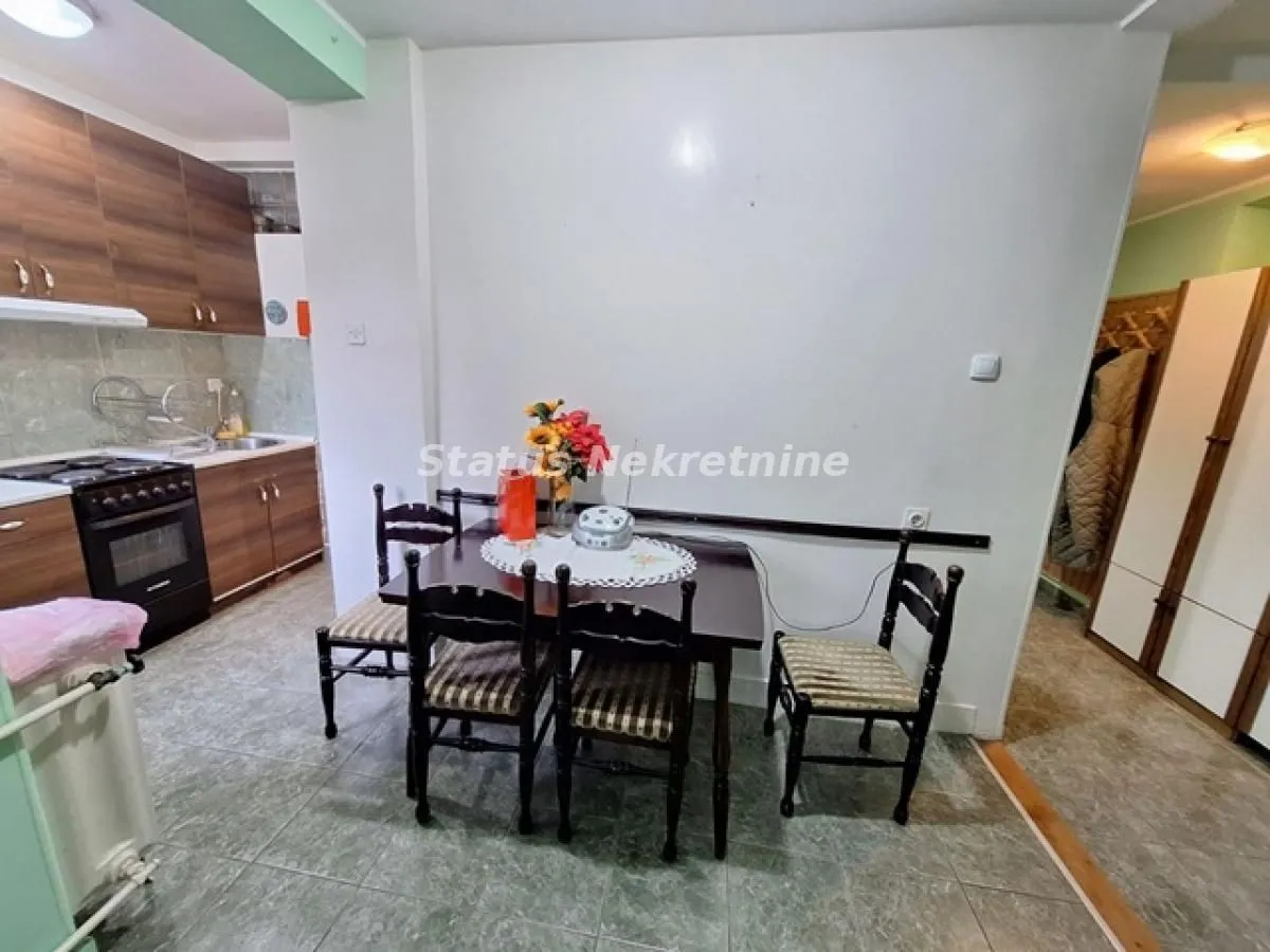 Izdavanje, dvosoban stan, 51m², Liman 1, Novi Sad Sve Podlokacije