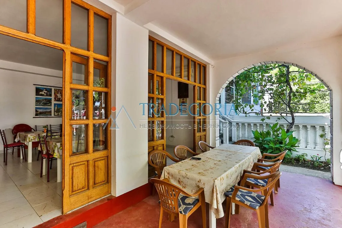 Prodaja, stan, 360m², Sutomore, Bar