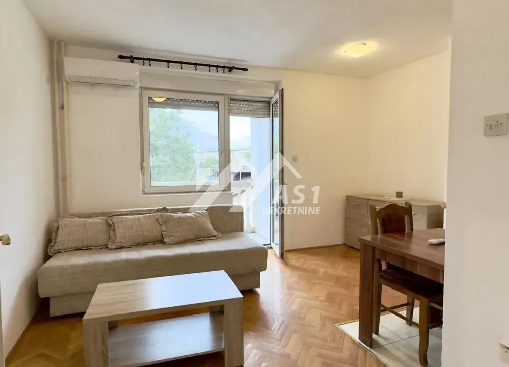 Izdavanje, stan, 25m², Podbara, Novi Sad Sve Podlokacije