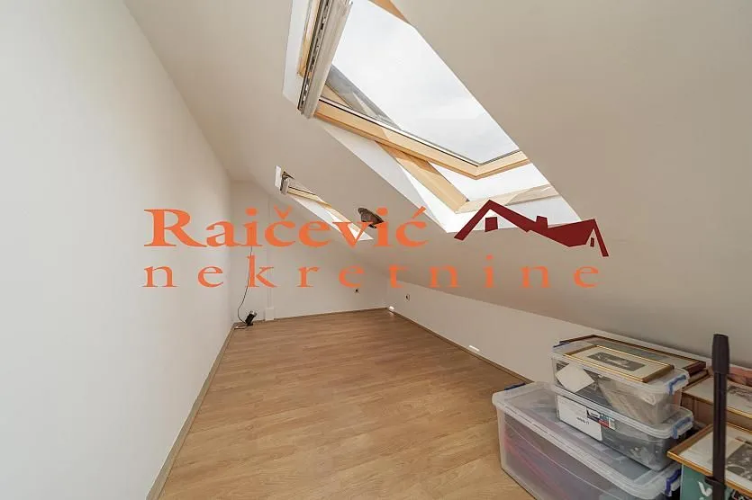 Prodaja, trosoban stan, 96m², Savski Venac, Beograd