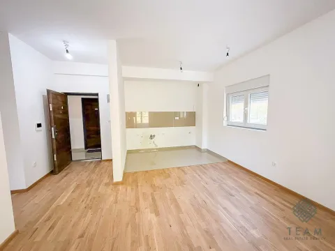 Prodaja, jednosoban stan, 46m², Bečići, Budva - image 4