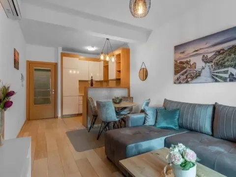 Sale, two bedroom apartment, 61m², Budva, Crna Gora - image 7