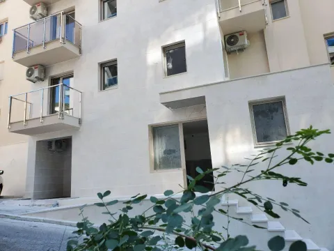 Sale, house, 40m², Bečići, Budva - image 13