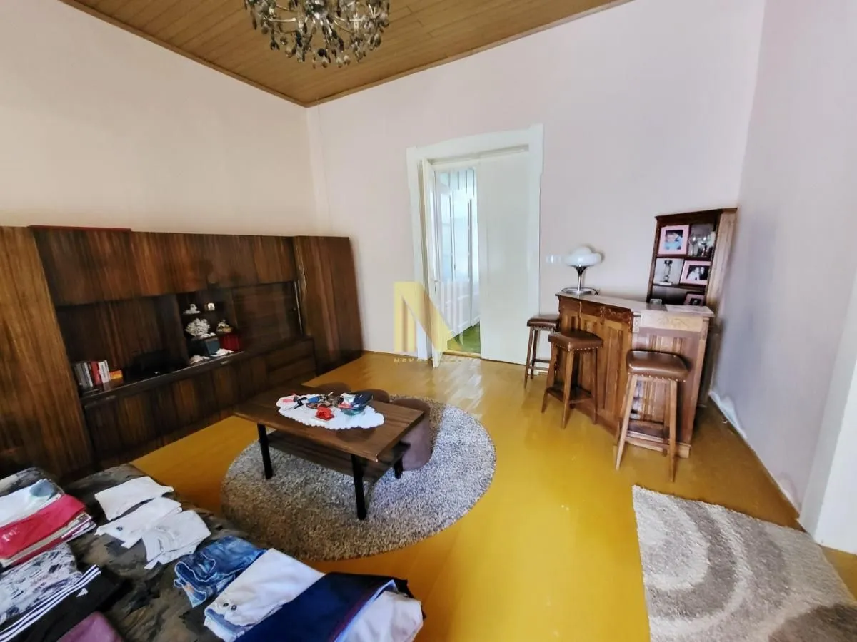 Prodaja, kuća, 275m², Bečej, Novi Sad