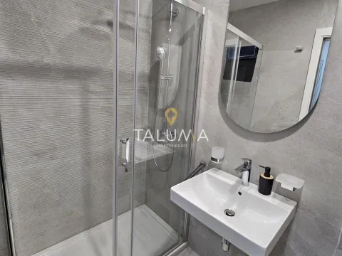 Izdavanje, jednosoban stan, 49m², City Kvart, Podgorica - image 7