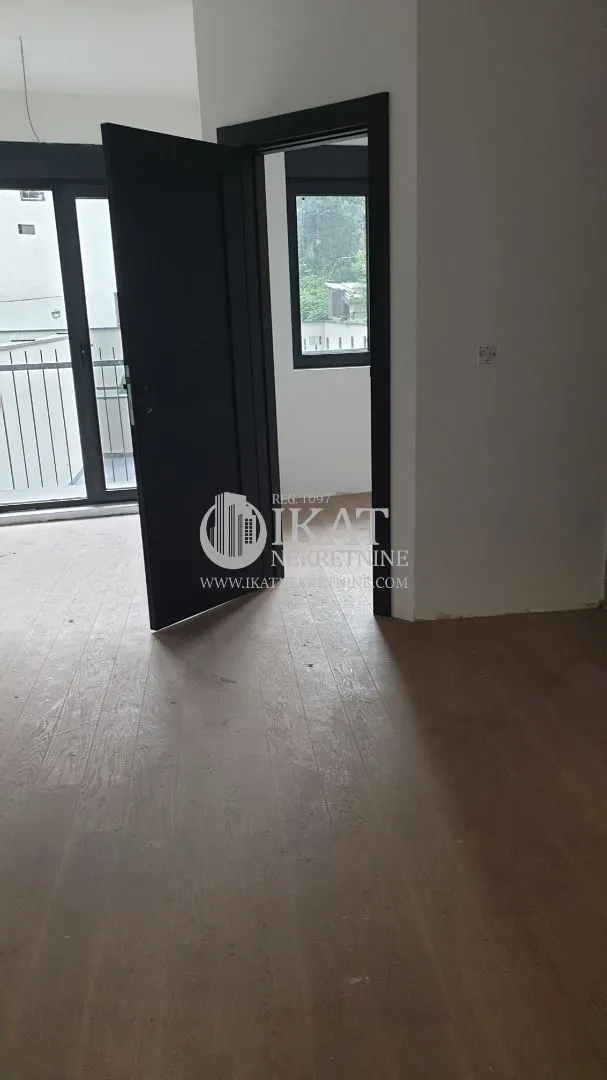 Prodaja, jednosoban stan, 37m², Cvetkova Pijaca, Zvezdara Sve Podlokacije