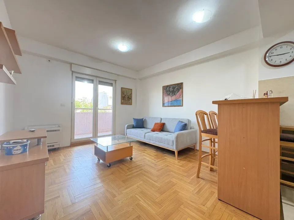 Rent, two bedroom apartment, 65m², Preko Morače, Podgorica