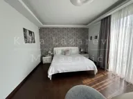 Prodaja, kuća, 275m², Zvezdara Sve Podlokacije, Beograd - image 10