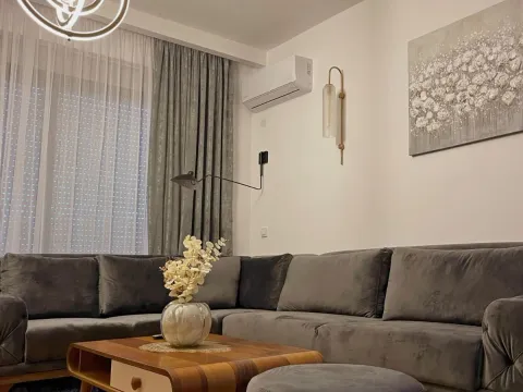 Izdavanje, jednosoban stan, 50m², Ulcinj, Crna Gora - image 16