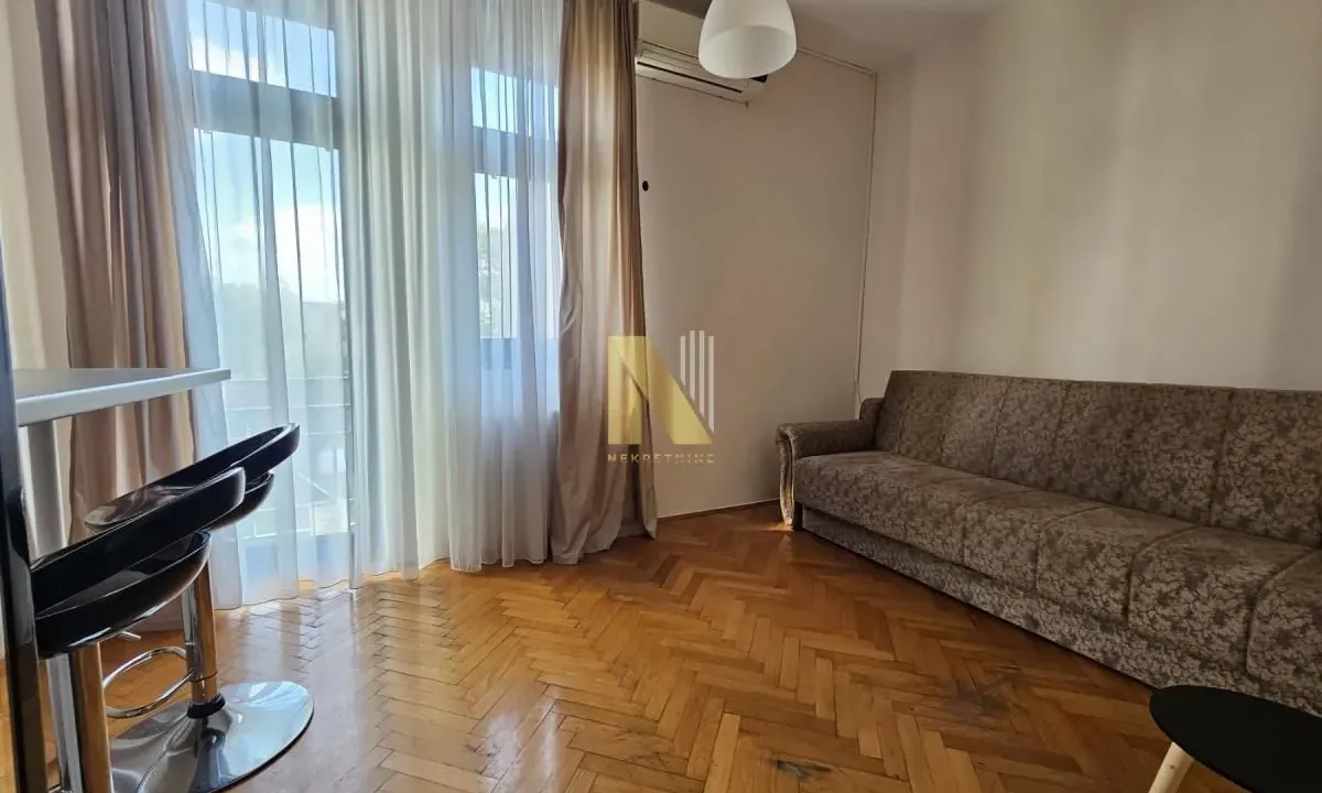 Rent, studio apartment, 16m², Socijalno, Novi Sad Sve Podlokacije