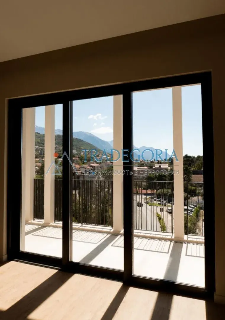 Prodaja, dvosoban stan, 89m², Tivat, Crna Gora